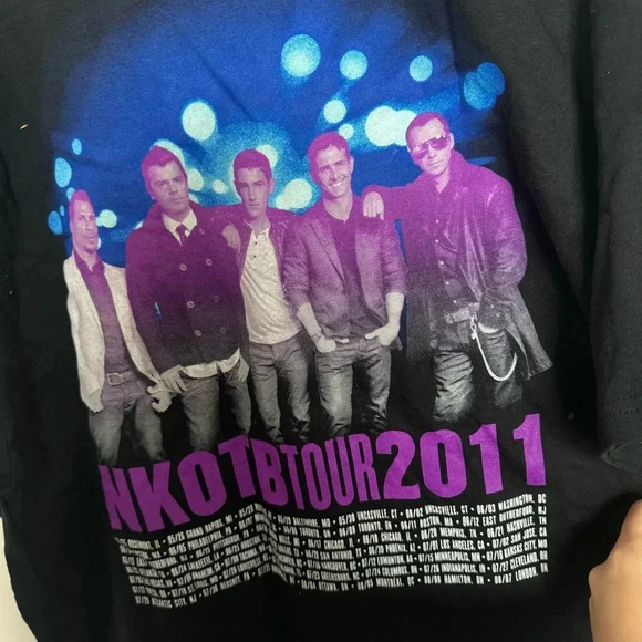 Black Y2K New Kids On The Block Kids Shirt 2X - Picture 6 of 6